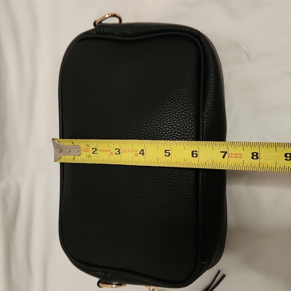 New! Vegan leather black purse with 2 shoulder straps crossbody handbag gold - Picture 5 of 10